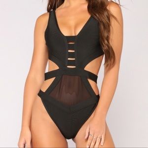 Fashion Nova Sun-Kisses Monokini